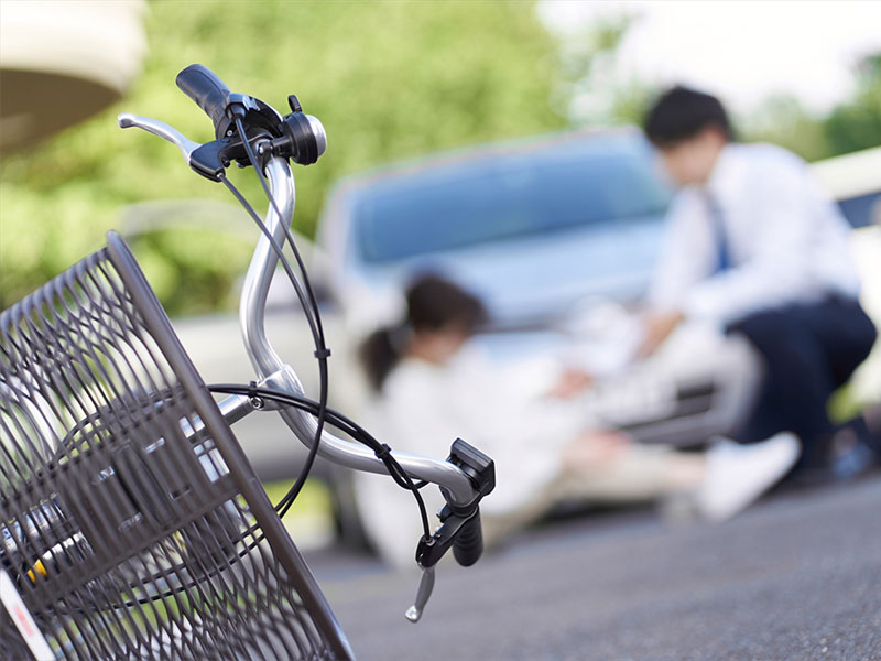 自転車との接触事故、総合保険代理店SASUKENEの保険紹介